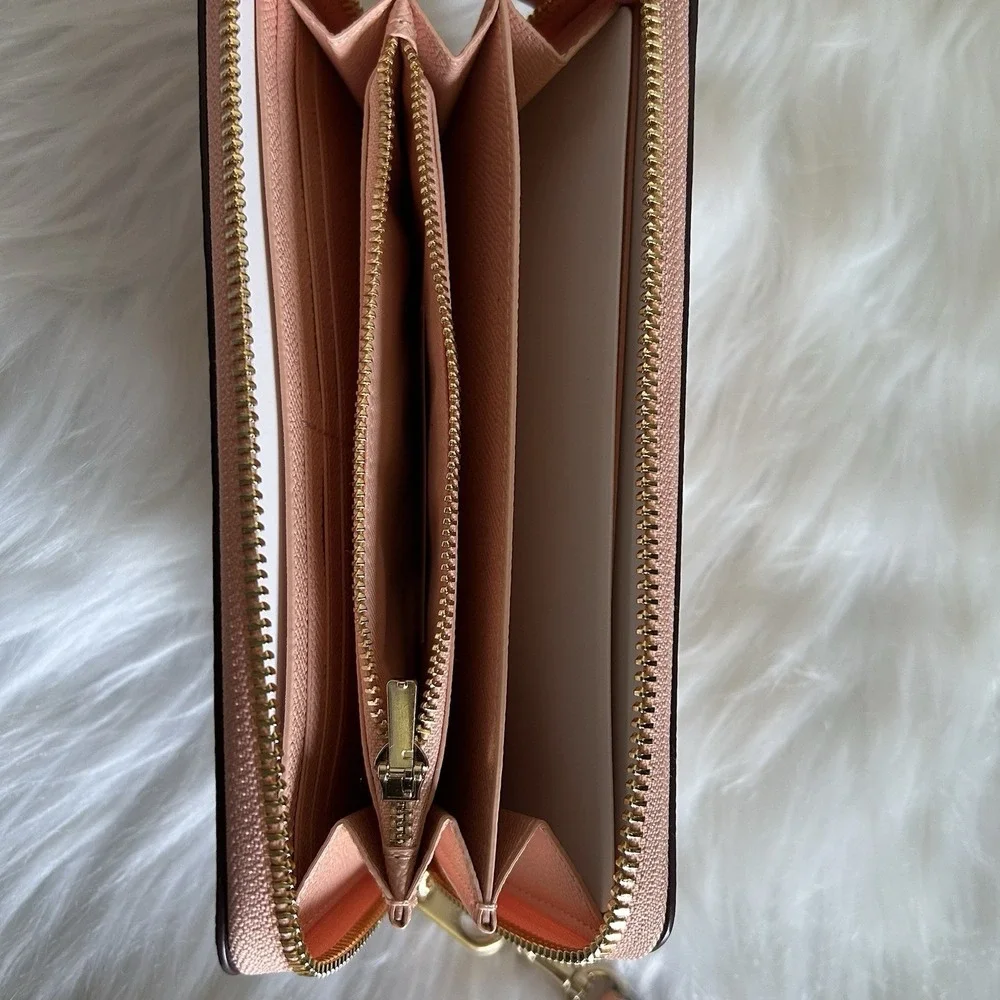 Coach Long Zip Around Faded Blush Crossgrain Leather‎ Wallet NWT